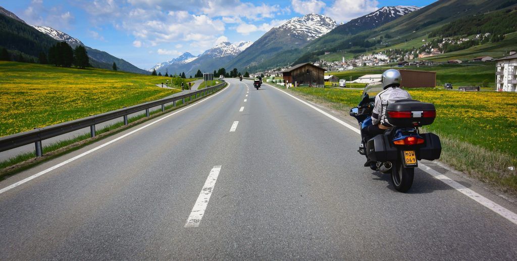 Guía de compra de una moto para viajes largos